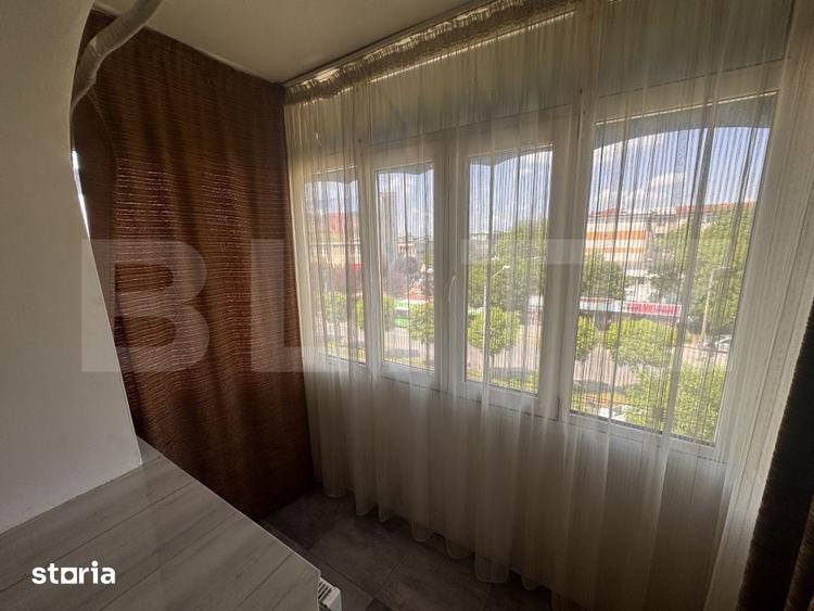 Apartament cu 3 camere în Craiovița Nouă