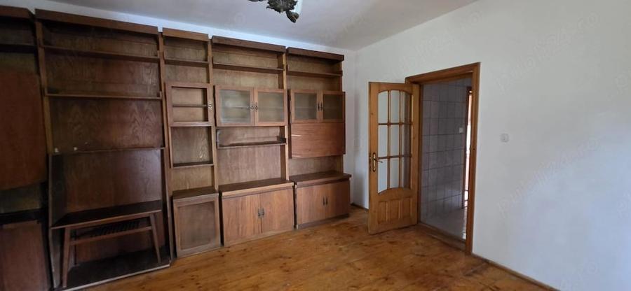 Casă cu Teren 3000 Mp în Dârvari