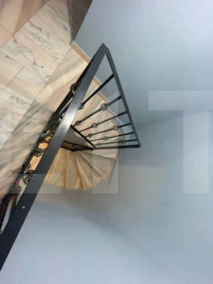Apartament cu 4 camere decomandat, mobilat în Girocului