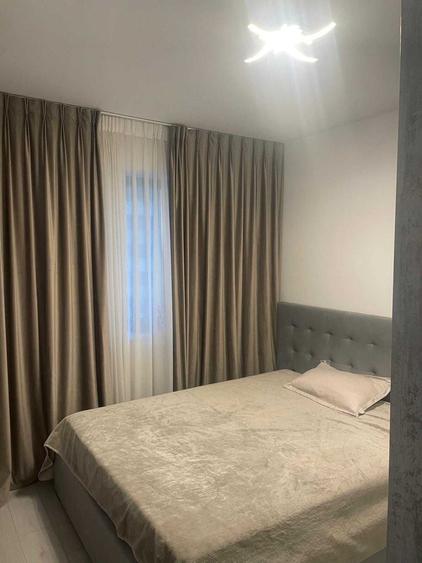 Apartament cu 3 camere decomandat în Aviației