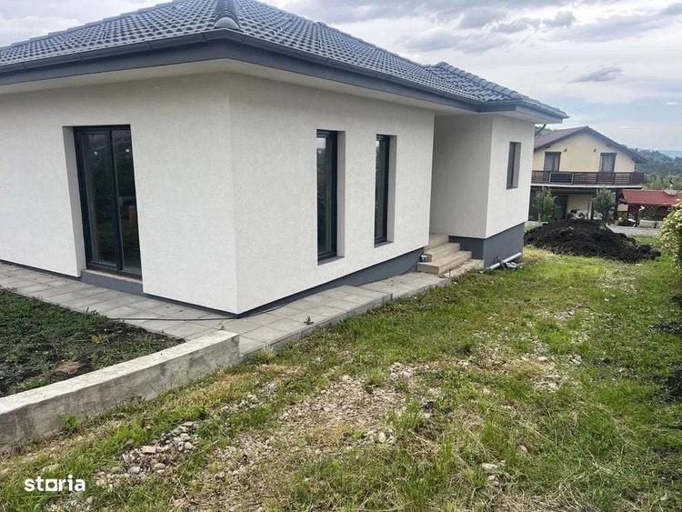 Casă cu 3 camere în Juc-Herghelie