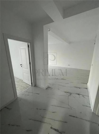 Apartament cu 3 camere decomandat în Dumbrăvița