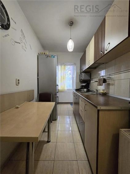 Apartament cu 3 camere decomandat în Avantgarden