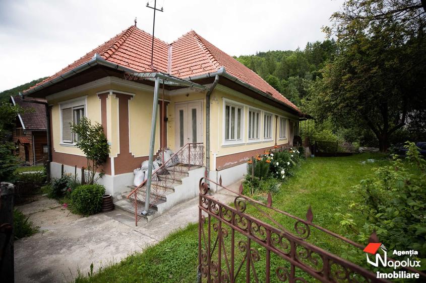 Casă cu 3 camere în Vale