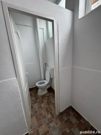 Spațiu comercial, de 1,037 mp, în Central