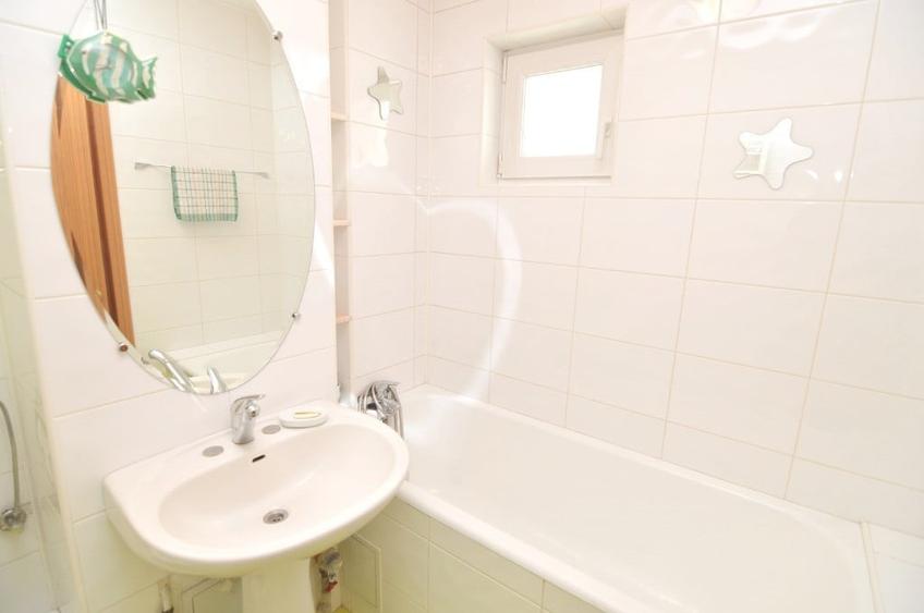Apartament cu 3 camere decomandat în Iancului