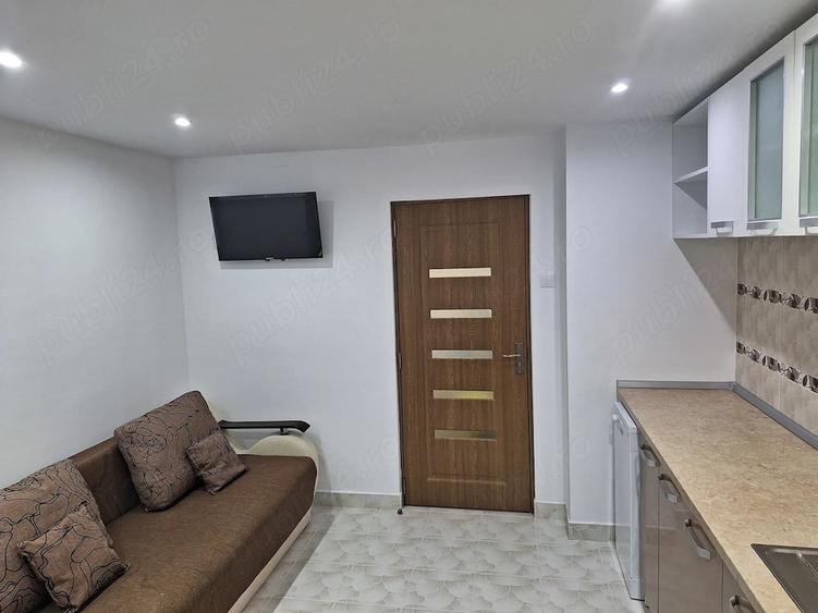 Apartament cu 2 camere decomandat în Girocului