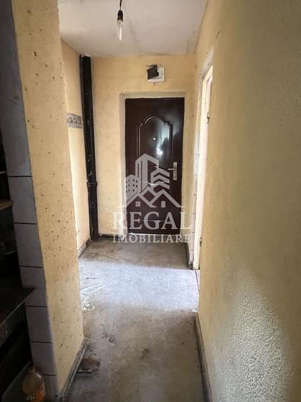 Apartament cu 4 camere circular în Ghelari
