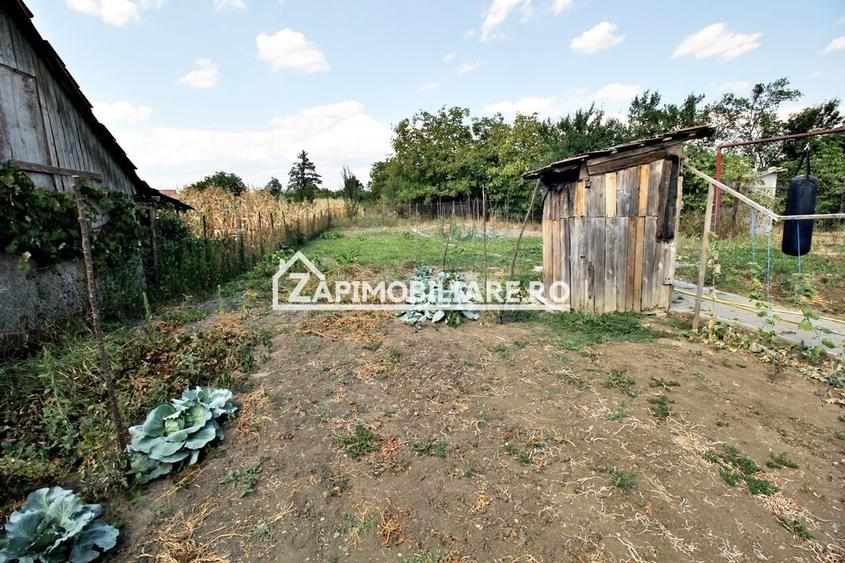 Casă individuală cu 5 camere cu Canalizare în Mureșeni