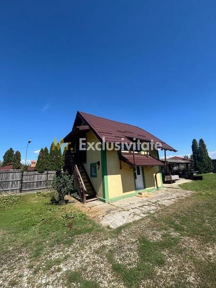 Casă individuală cu 3 camere cu Canalizare în Mărăcineni