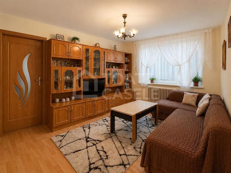 Apartament cu 3 camere semidecomandat în Gheorgheni