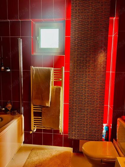 Apartament cu 3 camere decomandat în Rădăuți