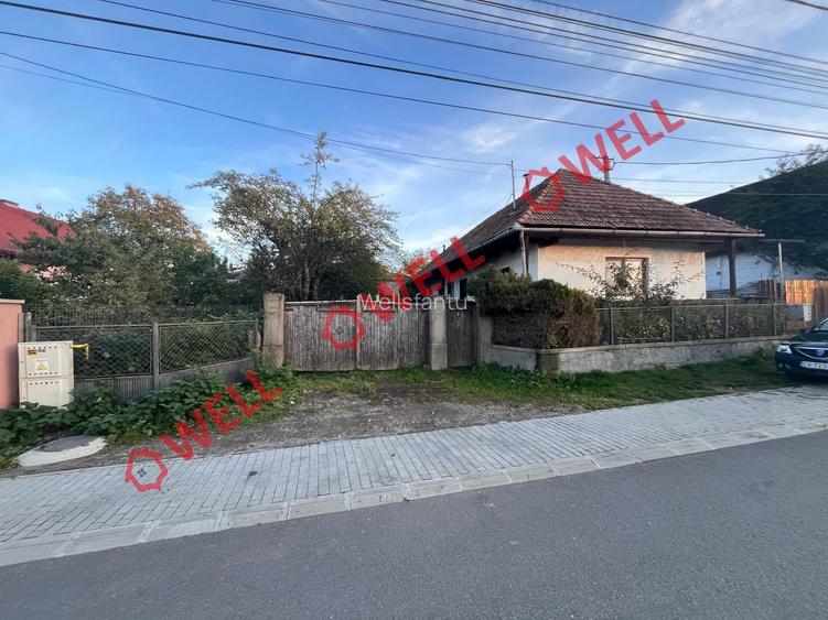 De vânzare în Covasna, pe strada Timar, o proprietate compusă din două case!