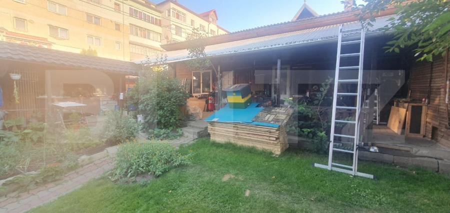 Casă cu 5 camere cu Teren 522 Mp în Central