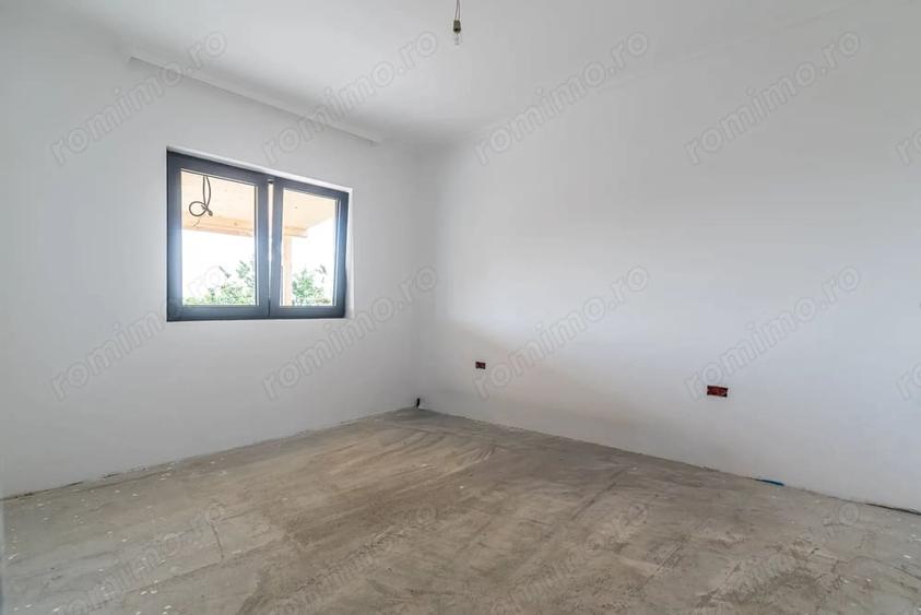 Casă cu 4 camere cu Teren 511 Mp în Șofronea