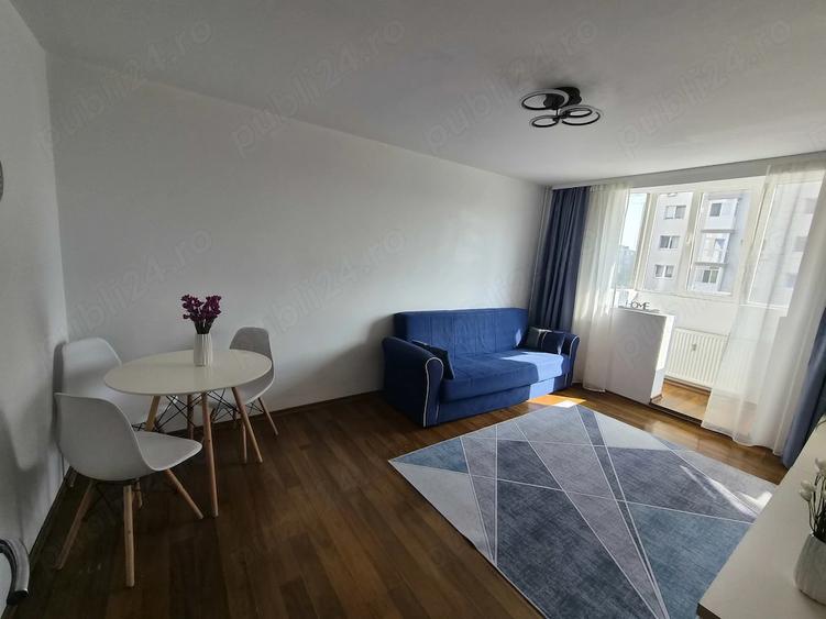 Apartament cu 2 camere decomandat în Drumul Taberei