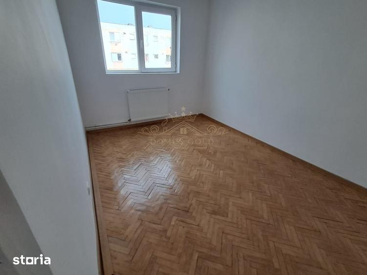 Vind urgent apartament in Turda . - 1