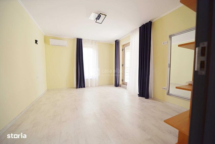 Casă cu 4 camere cu Canalizare în Bucium