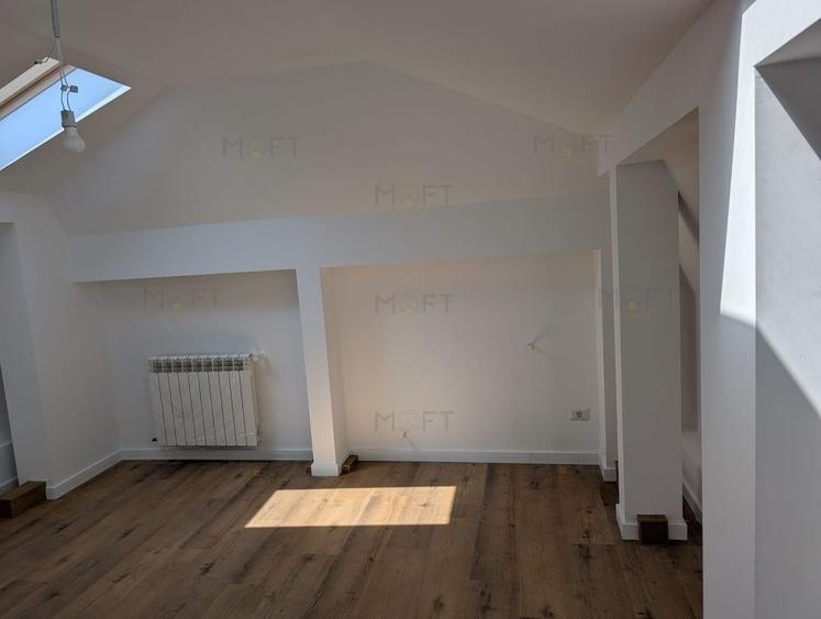 Casă individuală cu 5 camere cu Canalizare în Barbu Văcărescu
