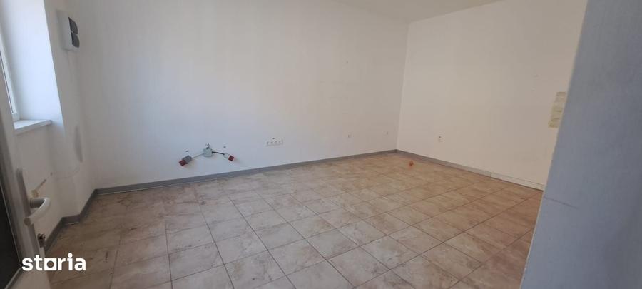Spațiu comercial, de 78.3 mp, în Central