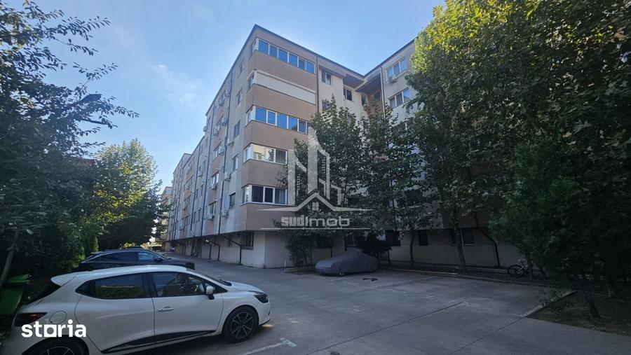 Garsonieră decomandată în Vest