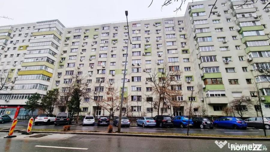 Garsonieră decomandată în Kiseleff