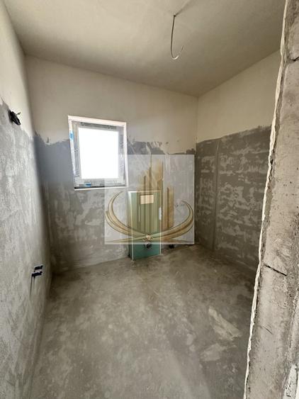 Duplex cu 4 camere cu Canalizare în Săcălaz