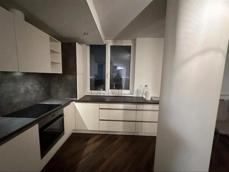 Apartament cu 2 camere decomandat, mobilat în Soarelui
