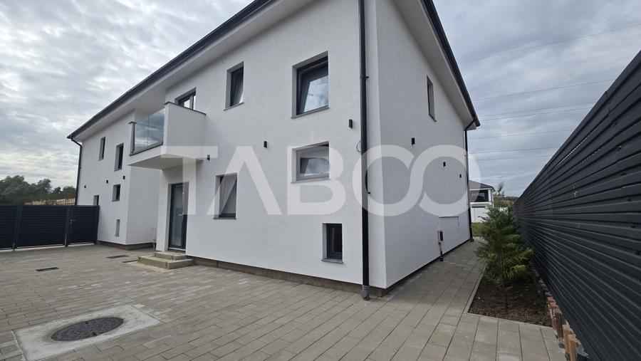 Duplex cu 4 camere cu Teren 475 Mp în Șelimbăr