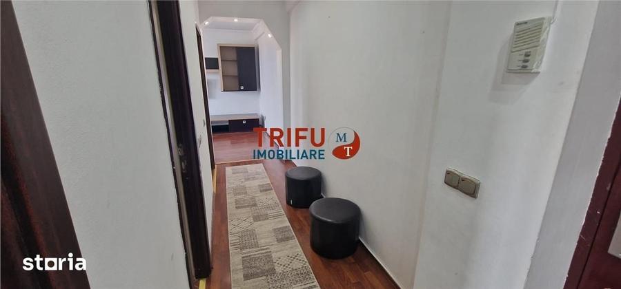 Apartament cu 3 camere decomandat în Central