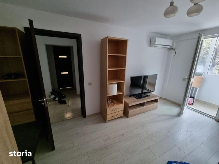 Apartament cu 2 camere, mobilat în Tei