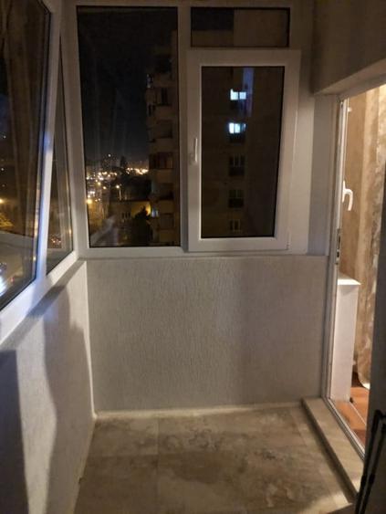 Apartament cu 2 camere semidecomandat, mobilat în Ultracentral