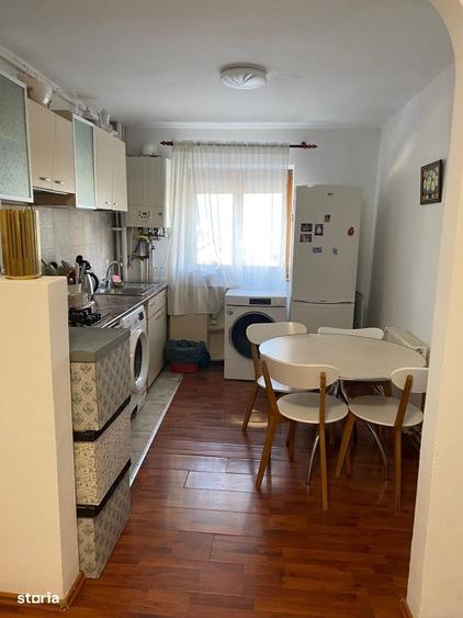Inchiriere apartament 2 camere decomandat, etaj 3, loc de parcare, Cet - 3
