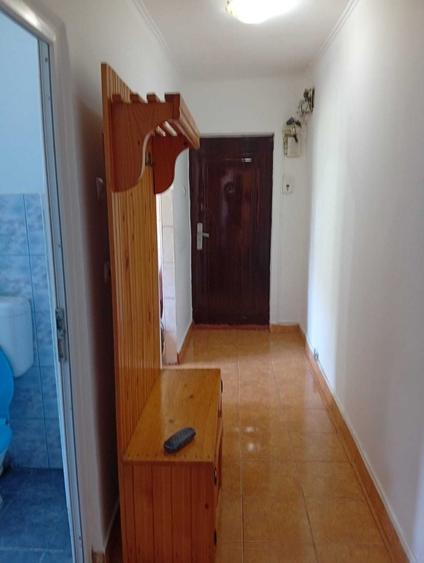 Apartament cu 2 camere semidecomandat în Rogerius
