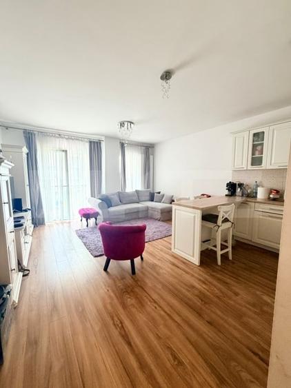 Apartament cu 2 camere semidecomandat, mobilat în Bună Ziua
