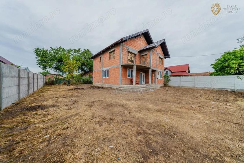 Casă cu 3 camere cu Teren 500 Mp în Vinga