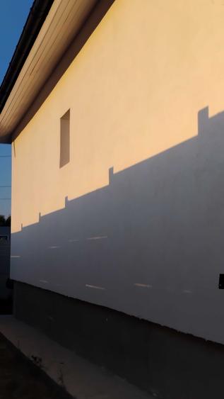 Casă cu 4 camere în Exterior Vest