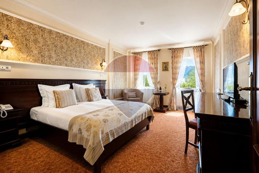 Hotel/Pensiune, de 1,200 mp, în Peștera
