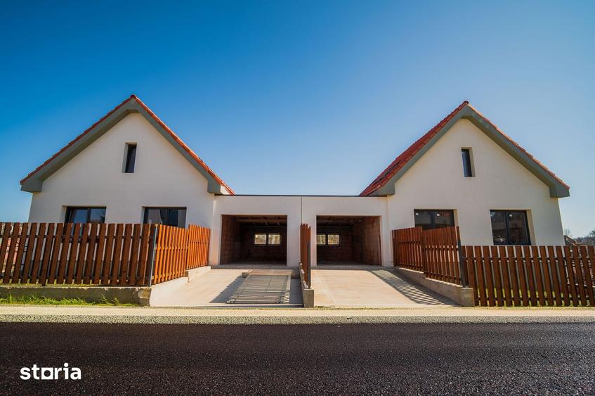 Casă cu 7 camere cu Teren 1046 Mp în Ciurila