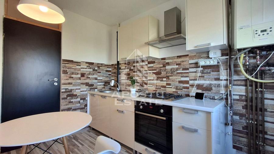 Apartament cu 3 camere decomandat, mobilat în Micălaca