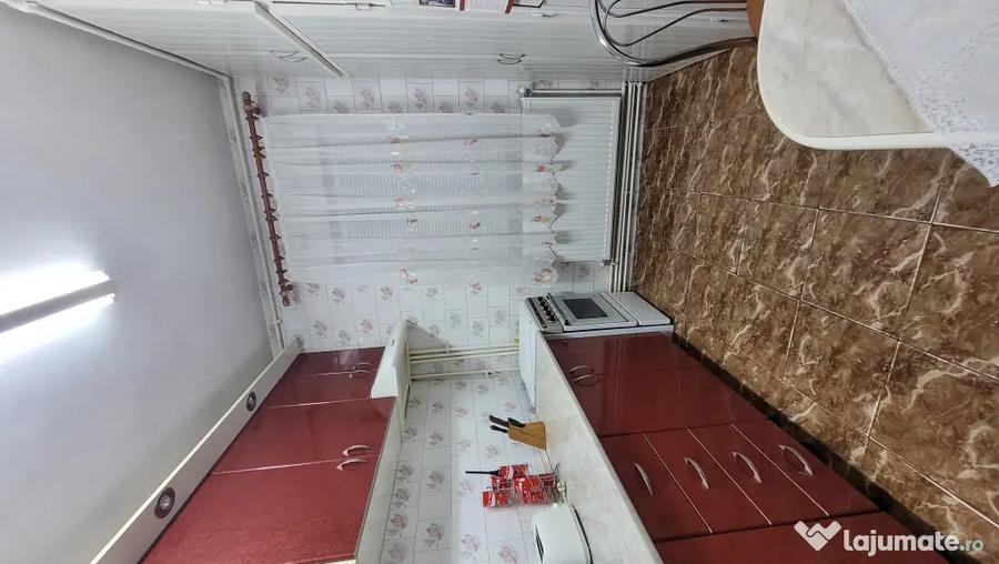 Apartament cu 2 camere semidecomandat în Micălaca