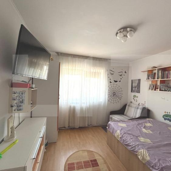 Apartament cu 4 camere decomandat, mobilat în Nord-Vest