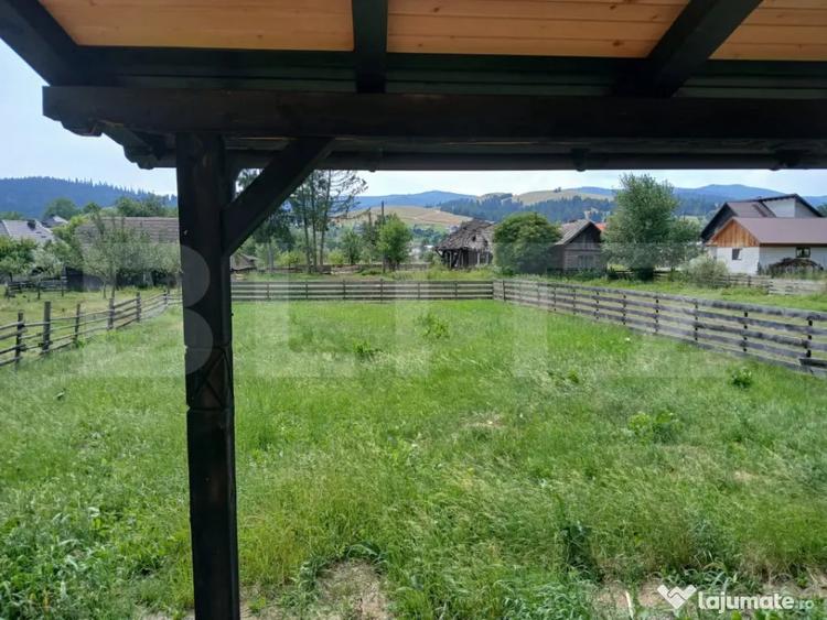 Casă cu 5 camere cu Teren 1675 Mp în Mănăstirea Humorului