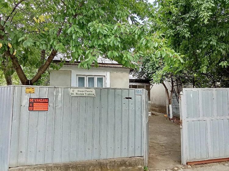 Casă cu Teren 300 Mp în Crucea de Sus