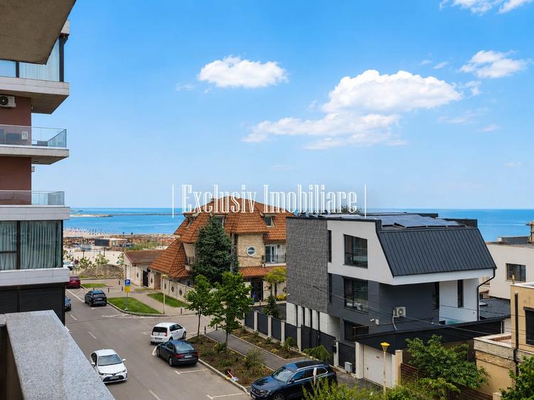Apartament cu 3 camere decomandat în Faleza Nord