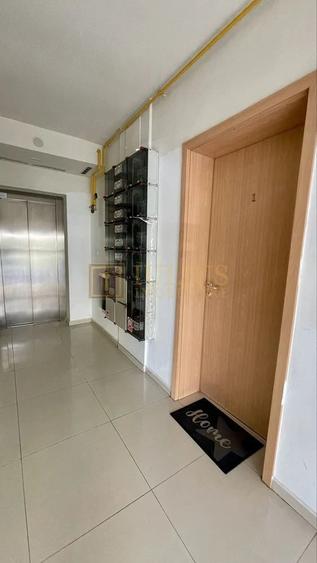Apartament cu 2 camere nedecomandat în Aradului