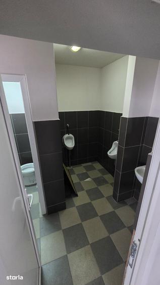 Spațiu comercial, de 200 mp, în Central