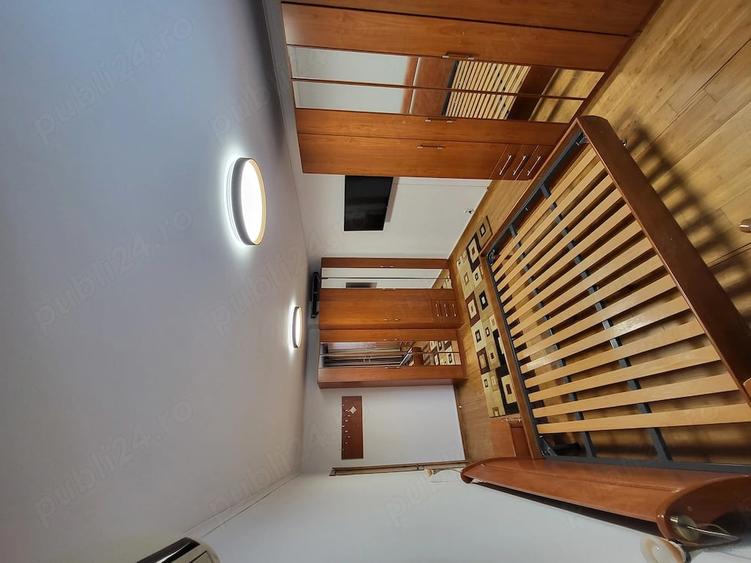 Apartament cu 3 camere semidecomandat în Ghencea