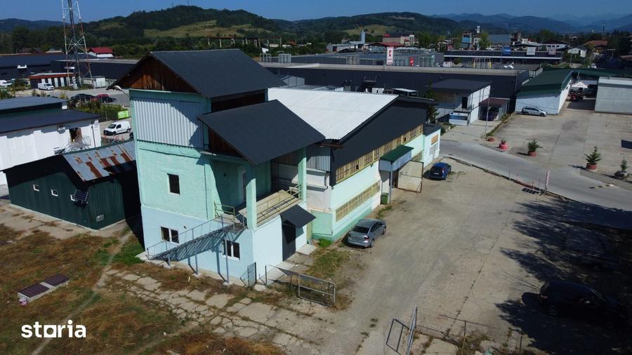 Spațiu comercial, de 100 mp, în Central