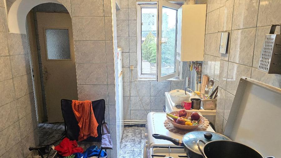 Vand apartament cu 2 camere in Deva, zona Al. Motilor et. 1, - 10